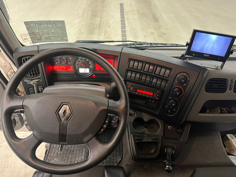 Kasti veoauto Renault D12: pilt 14 Kasti veoauto Renault D12: pilt 14