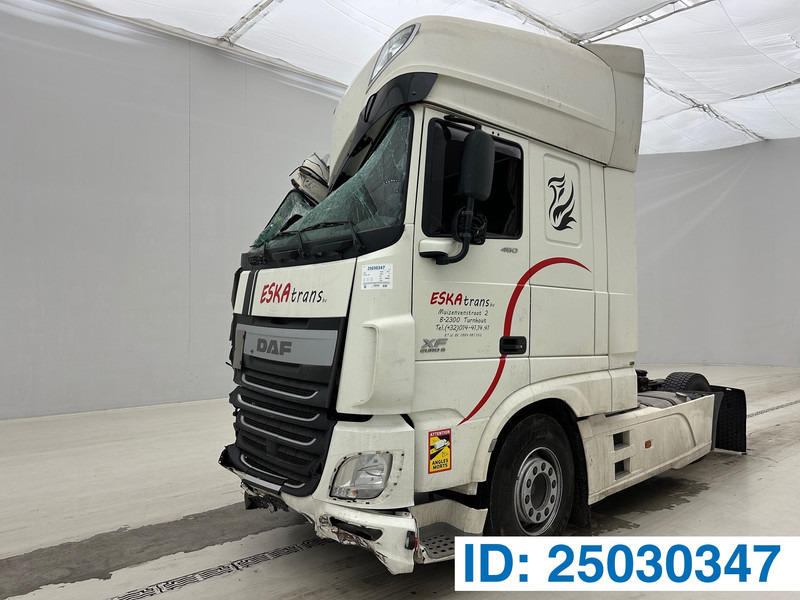 DAF XF 460 Super Space Cab - Sadulveok: pilt 1 DAF XF 460 Super Space Cab - Sadulveok: pilt 1