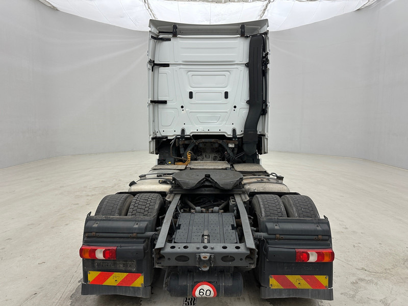 Sadulveok Mercedes-Benz Actros 1842: pilt 6