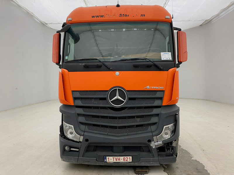 Mercedes-Benz Actros 1945 - Sadulveok: pilt 2 Mercedes-Benz Actros 1945 - Sadulveok: pilt 2