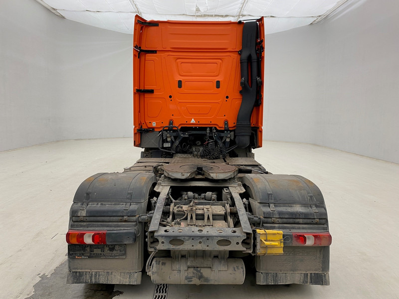 Mercedes-Benz Actros 1945 - Sadulveok: pilt 5 Mercedes-Benz Actros 1945 - Sadulveok: pilt 5