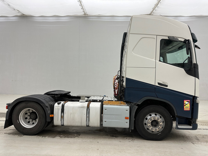 Volvo FH 420 Globetrotter - ADR - Sadulveok: pilt 4 Volvo FH 420 Globetrotter - ADR - Sadulveok: pilt 4