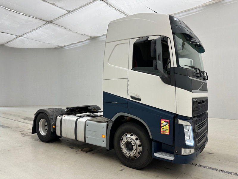 Volvo FH 420 Globetrotter - ADR - Sadulveok: pilt 3 Volvo FH 420 Globetrotter - ADR - Sadulveok: pilt 3