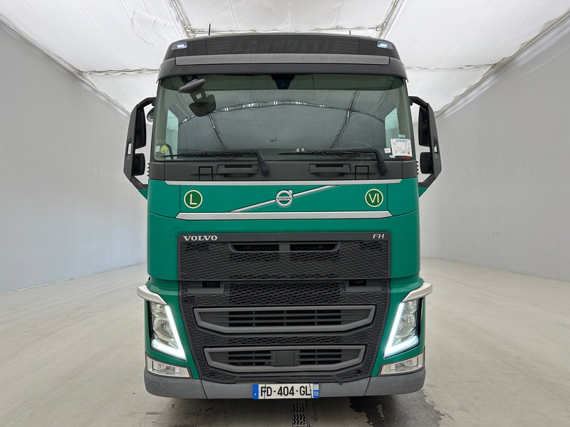 Volvo FH 460 Globetrotter - Sadulveok: pilt 2 Volvo FH 460 Globetrotter - Sadulveok: pilt 2
