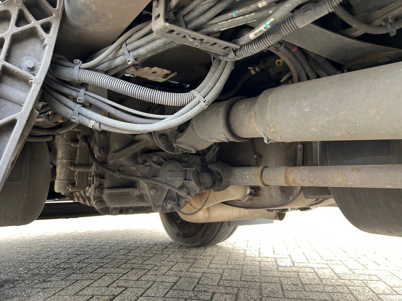 Sadulveok Volvo FH13.420 Globetrotter - ADR: pilt 16