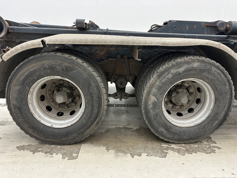 Scania R124.420 - 6x4 - Konkstõstukiga veoauto: pilt 4 Scania R124.420 - 6x4 - Konkstõstukiga veoauto: pilt 4