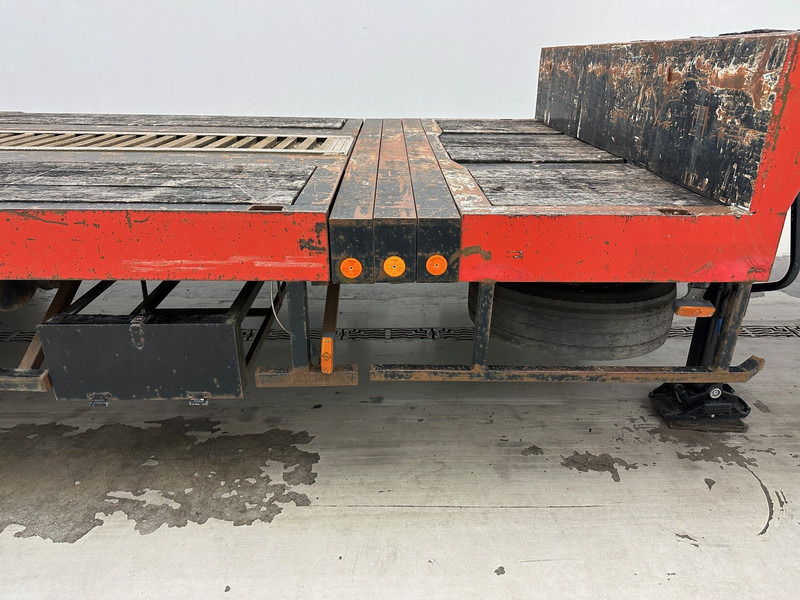 Madal platvormpoolhaagis Verem Extendable low loader: pilt 9 Madal platvormpoolhaagis Verem Extendable low loader: pilt 9