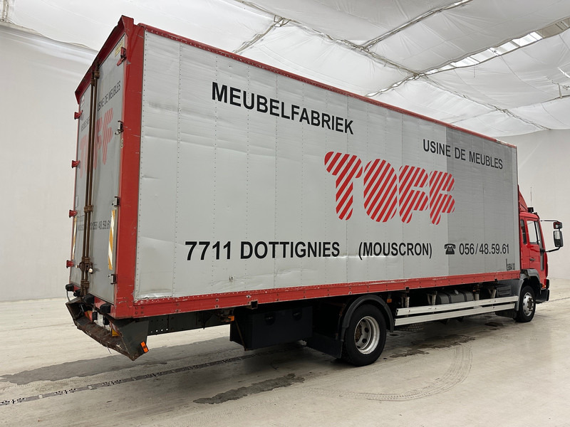 Volvo FL 220 - Konteinerveduk/ Tõstukiga veoauto: pilt 4 Volvo FL 220 - Konteinerveduk/ Tõstukiga veoauto: pilt 4