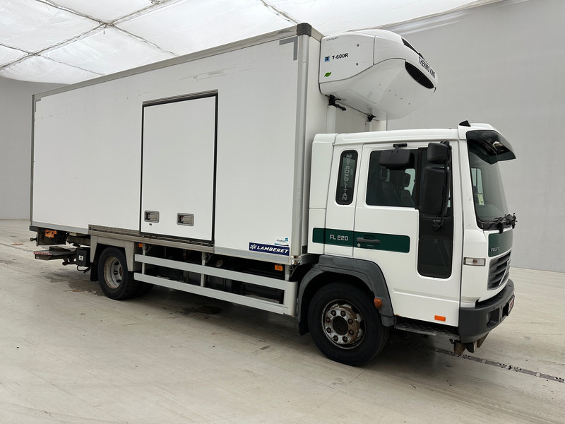 Volvo FL 220 - Külmutiga veoauto: pilt 3 Volvo FL 220 - Külmutiga veoauto: pilt 3