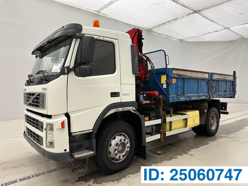Volvo FM 300* - Kallurauto, Kraanaga veoauto: pilt 1 Volvo FM 300* - Kallurauto, Kraanaga veoauto: pilt 1
