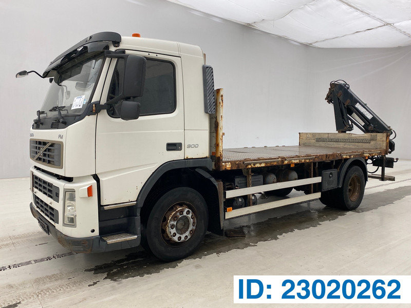 Volvo FM 300 - Madelveok/ Platvormveok, Kraanaga veoauto: pilt 1 Volvo FM 300 - Madelveok/ Platvormveok, Kraanaga veoauto: pilt 1