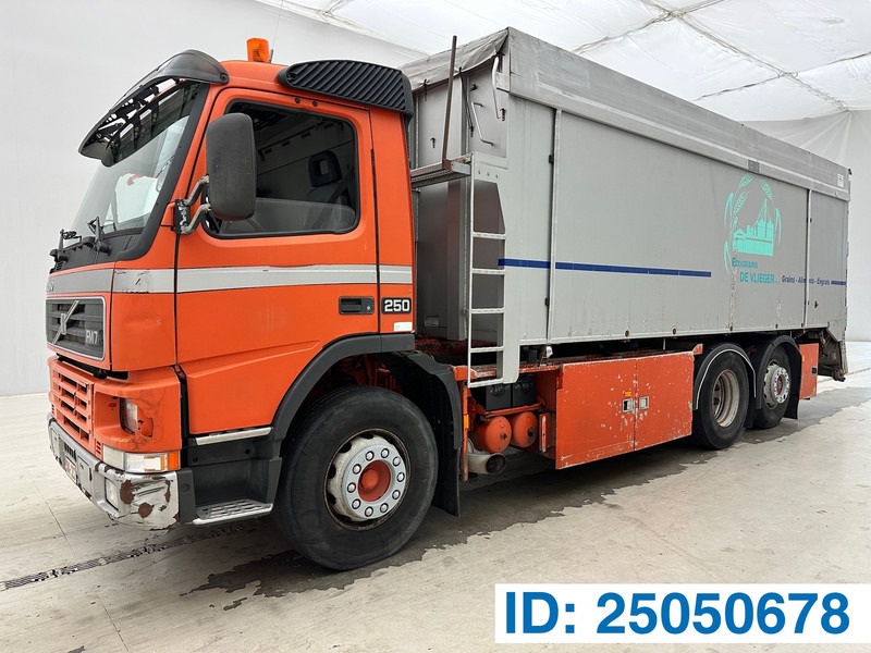 Volvo FM7.250 - 6x2 - Kallurauto: pilt 1 Volvo FM7.250 - 6x2 - Kallurauto: pilt 1