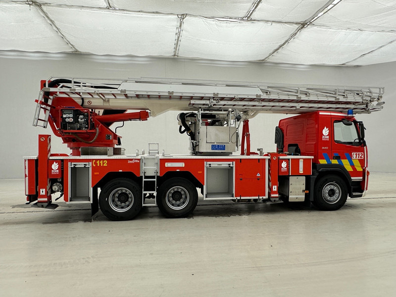 Volvo MAGIRUS ALP330 - FM 340 - 6x4 - Tuletõrjeauto: pilt 4 Volvo MAGIRUS ALP330 - FM 340 - 6x4 - Tuletõrjeauto: pilt 4