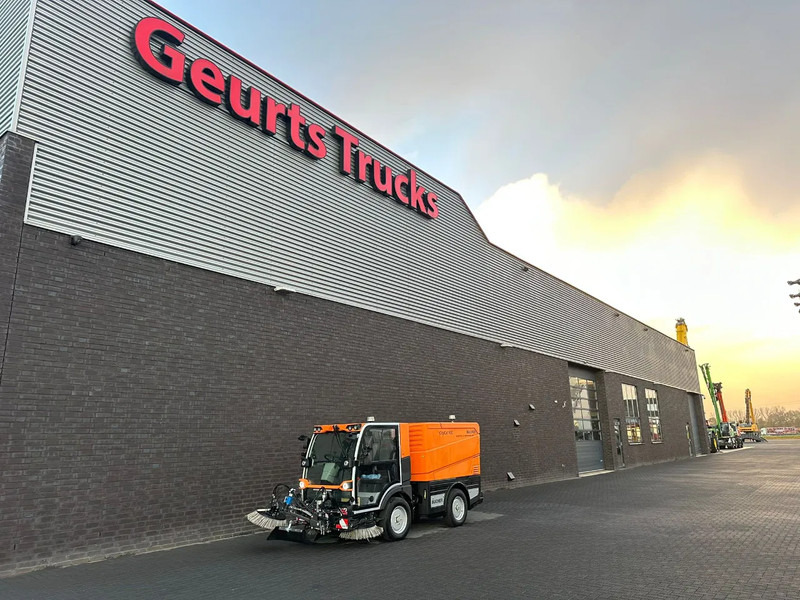 Bucher CITYCAT V20 - Tänavapühkimismasin: pilt 2 Bucher CITYCAT V20 - Tänavapühkimismasin: pilt 2