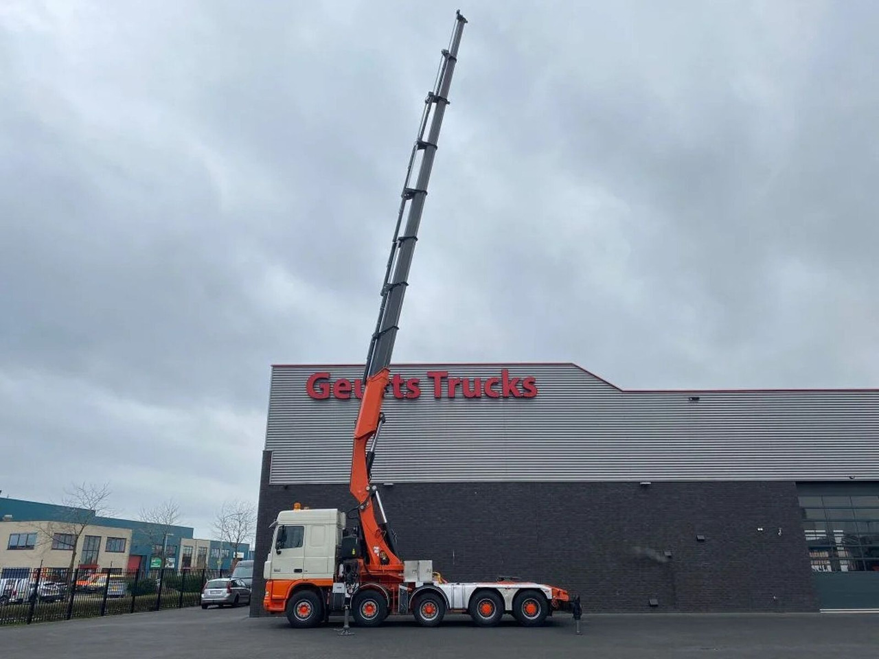 DAF XF 105 10X4 + FASSI F1500AXP.28 KRAAN/KRAN/CRANE - Kraanaga veoauto: pilt 4 DAF XF 105 10X4 + FASSI F1500AXP.28 KRAAN/KRAN/CRANE - Kraanaga veoauto: pilt 4