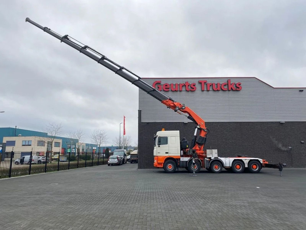 DAF XF 105 10X4 + FASSI F1500AXP.28 KRAAN/KRAN/CRANE - Kraanaga veoauto: pilt 5 DAF XF 105 10X4 + FASSI F1500AXP.28 KRAAN/KRAN/CRANE - Kraanaga veoauto: pilt 5