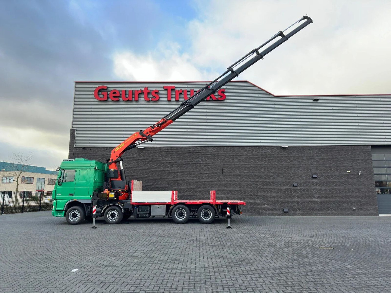 DAF XF 105.510 8X4 + PALFINGER PK 65002-SH E POWER L - Kraanaga veoauto: pilt 3 DAF XF 105.510 8X4 + PALFINGER PK 65002-SH E POWER L - Kraanaga veoauto: pilt 3