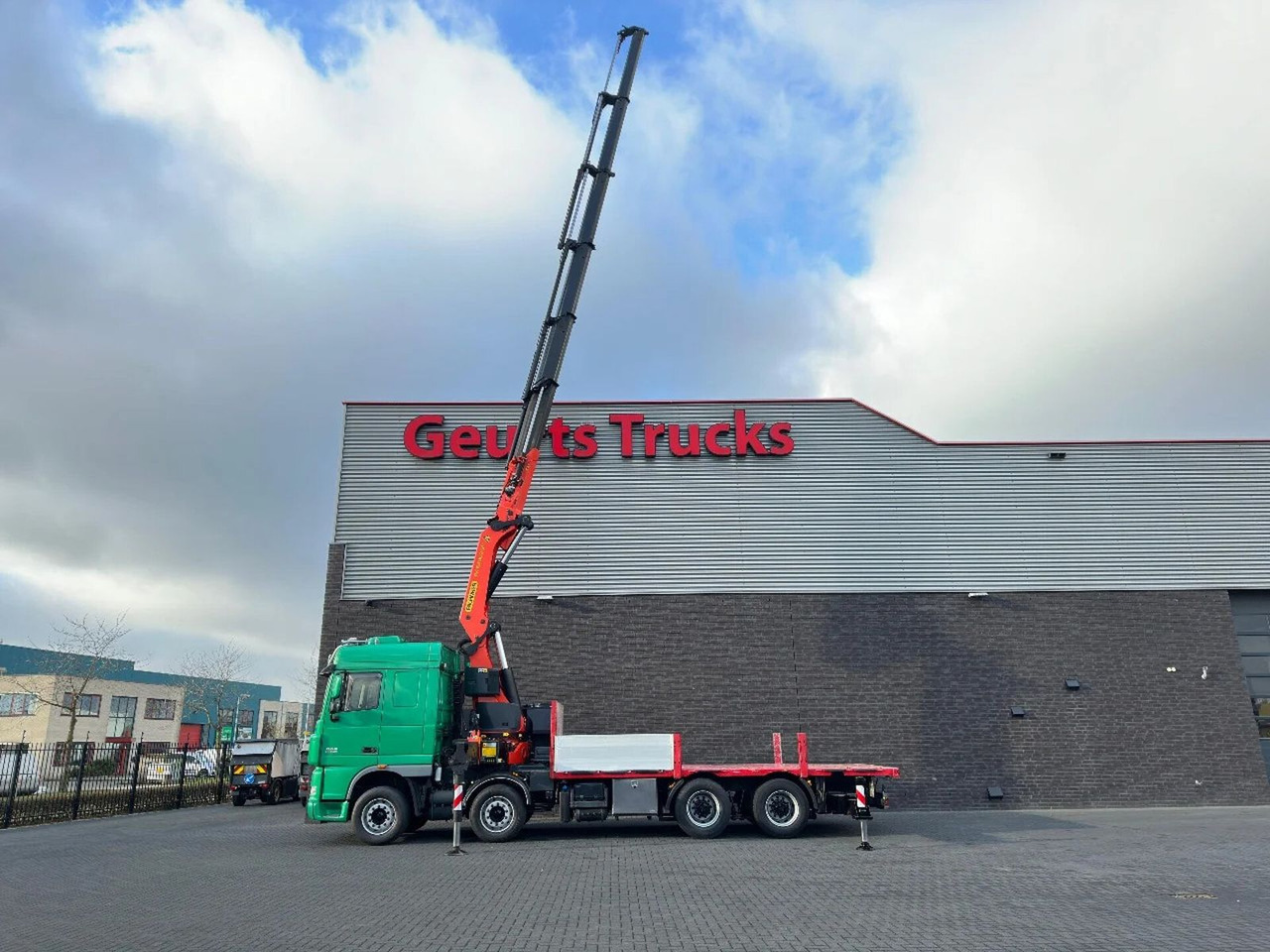 DAF XF 105.510 8X4 + PALFINGER PK 65002-SH E POWER L - Kraanaga veoauto: pilt 4 DAF XF 105.510 8X4 + PALFINGER PK 65002-SH E POWER L - Kraanaga veoauto: pilt 4