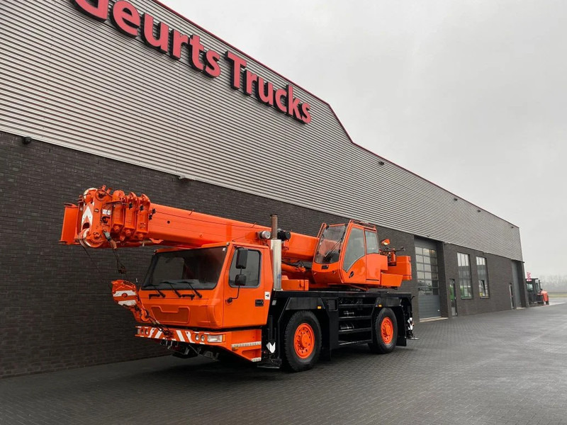 Grove GMK 2035 E + JIB KRAAN/KRAN/CRANE/GRUA - Maastikukraana: pilt 2 Grove GMK 2035 E + JIB KRAAN/KRAN/CRANE/GRUA - Maastikukraana: pilt 2