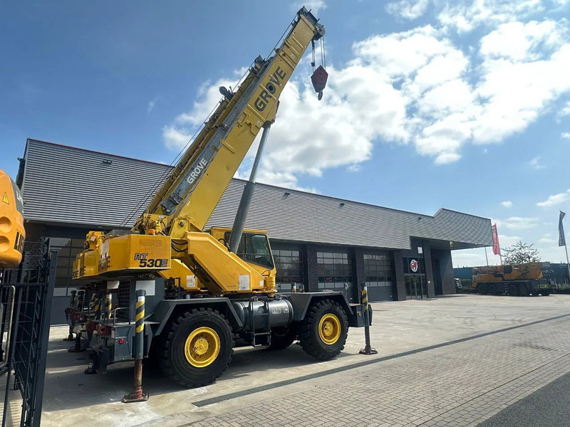 Grove RT 530E ROUGH TERRAIN CRANE - Raske maastikukraana: pilt 4 Grove RT 530E ROUGH TERRAIN CRANE - Raske maastikukraana: pilt 4