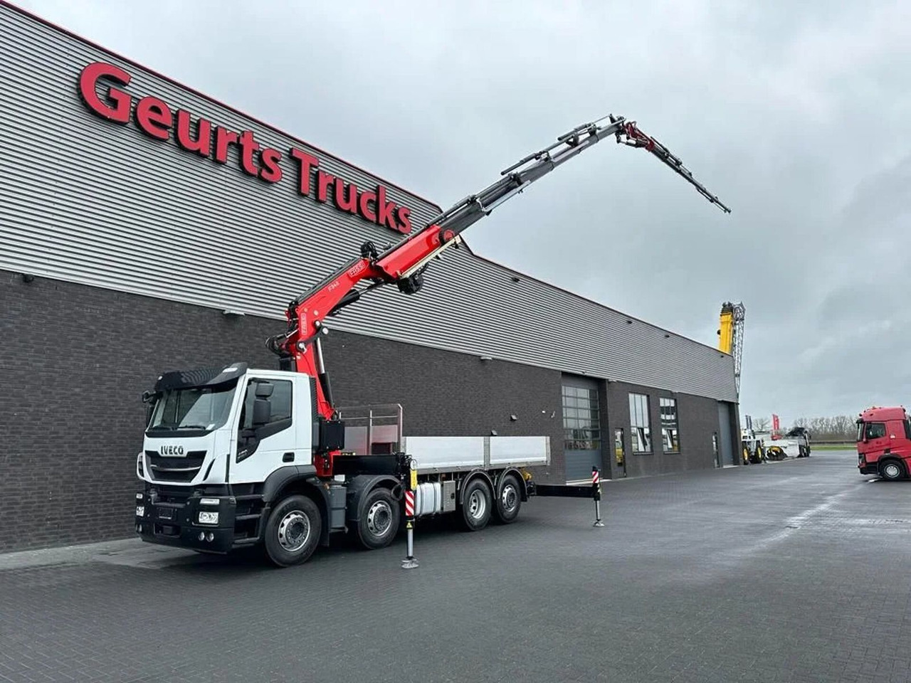 Iveco Stralis 480 X-WAY 8X2 + FASSI 545RA.2.26 + JIB L - Kraanaga veoauto: pilt 2 Iveco Stralis 480 X-WAY 8X2 + FASSI 545RA.2.26 + JIB L - Kraanaga veoauto: pilt 2