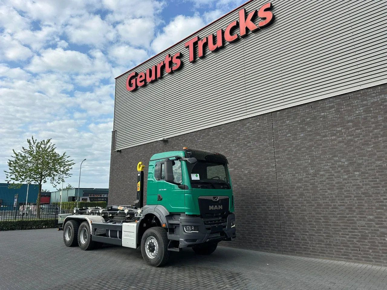 MAN TGS 33.480 6X6 HYVA LIFT 26-55-S HAAKARM / ABROL - Konkstõstukiga veoauto: pilt 5 MAN TGS 33.480 6X6 HYVA LIFT 26-55-S HAAKARM / ABROL - Konkstõstukiga veoauto: pilt 5