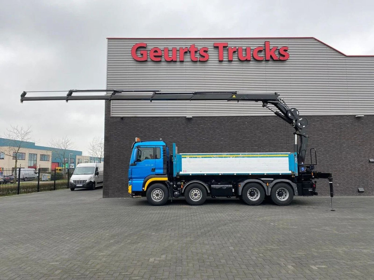 MAN TGS 35.480 8X4 KIPPER/TIPPER + HMF 2620-K5 KRAAN - Kallurauto, Kraanaga veoauto: pilt 1 MAN TGS 35.480 8X4 KIPPER/TIPPER + HMF 2620-K5 KRAAN - Kallurauto, Kraanaga veoauto: pilt 1