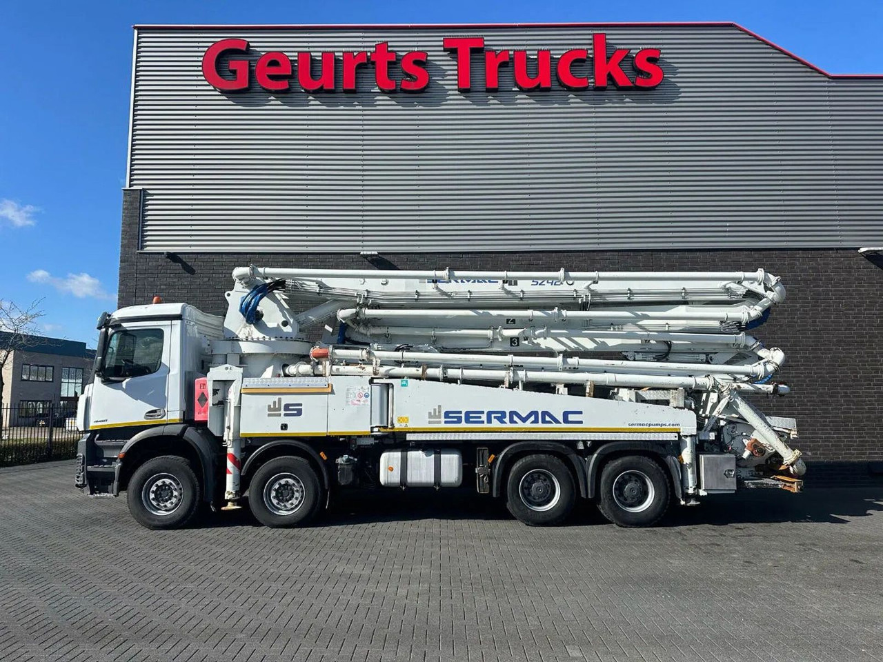 Mercedes-Benz Arocs 4451 8X4 + SERMAC 5Z42 BETONPOMP/BETONPUMP - Betoonipump: pilt 1 Mercedes-Benz Arocs 4451 8X4 + SERMAC 5Z42 BETONPOMP/BETONPUMP - Betoonipump: pilt 1