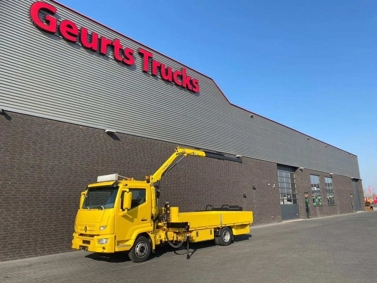 Renault D7.5 180 4X2 + PALFINGER PK 4200 KRAAN/KRAN/CRAN - Kraanaga veoauto: pilt 2 Renault D7.5 180 4X2 + PALFINGER PK 4200 KRAAN/KRAN/CRAN - Kraanaga veoauto: pilt 2