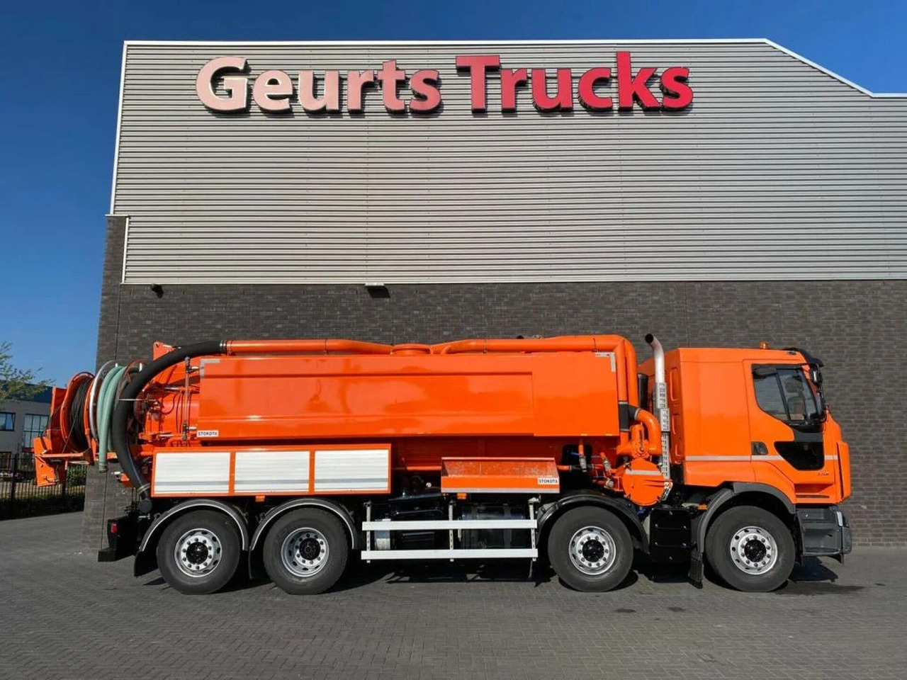 Renault Lander 430 8X2 STOKOTA VACUUM/HOGEDRUK /COMBI/KO - Vaakumveok: pilt 4 Renault Lander 430 8X2 STOKOTA VACUUM/HOGEDRUK /COMBI/KO - Vaakumveok: pilt 4