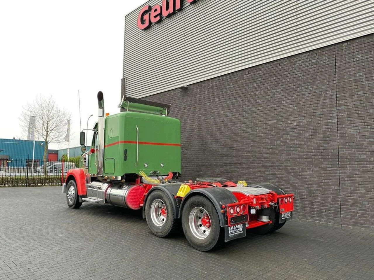 Freightliner CORONADA 6X4 EURO 6 TREKKER/TRACTOR/SATTELZUGMAS - Sadulveok: pilt 3 Freightliner CORONADA 6X4 EURO 6 TREKKER/TRACTOR/SATTELZUGMAS - Sadulveok: pilt 3