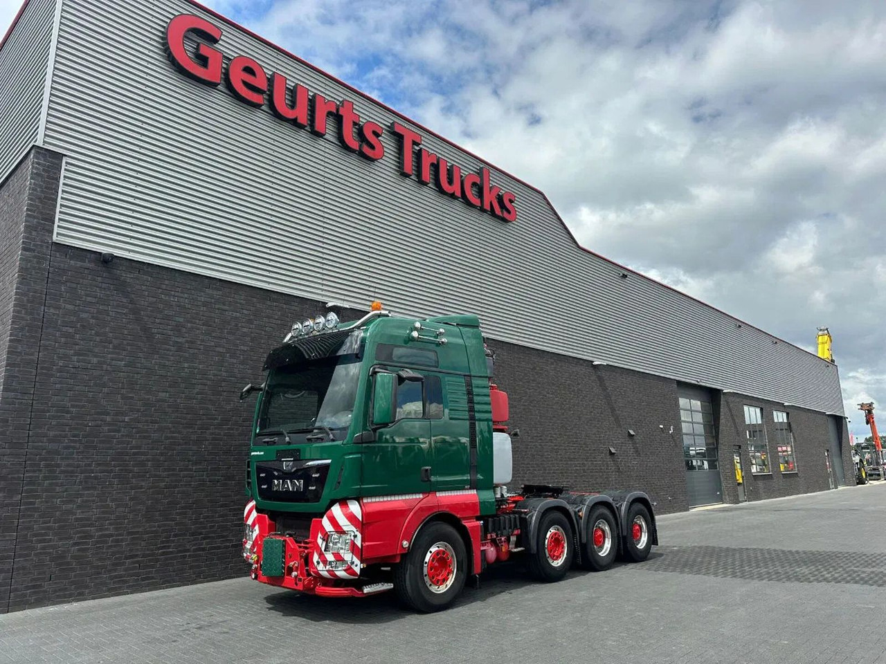 MAN TGX 41.640 8X4/4 BBS HEAVY DUTY TRACTOR 500 TONS - Sadulveok: pilt 2 MAN TGX 41.640 8X4/4 BBS HEAVY DUTY TRACTOR 500 TONS - Sadulveok: pilt 2