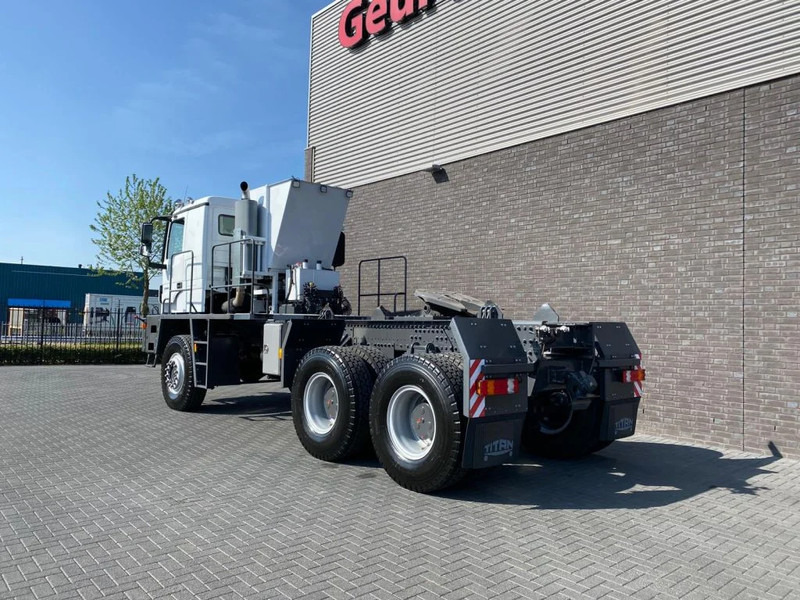 Mercedes-Benz TITAN 5560 Z52-600 F TITAN 5560 Z52-600 F 6X6 HEAVY-DUTY TRUCK - Sadulveok: pilt 3 Mercedes-Benz TITAN 5560 Z52-600 F TITAN 5560 Z52-600 F 6X6 HEAVY-DUTY TRUCK - Sadulveok: pilt 3