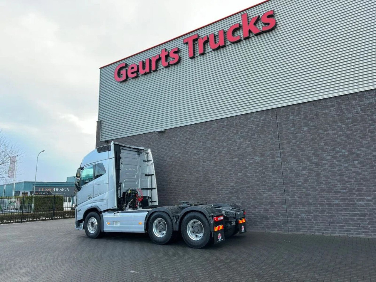 Volvo FH 16.750 6X4 TREKKER/TRACTOR/SZM EURO 6 HYDRAUL - Sadulveok: pilt 3 Volvo FH 16.750 6X4 TREKKER/TRACTOR/SZM EURO 6 HYDRAUL - Sadulveok: pilt 3