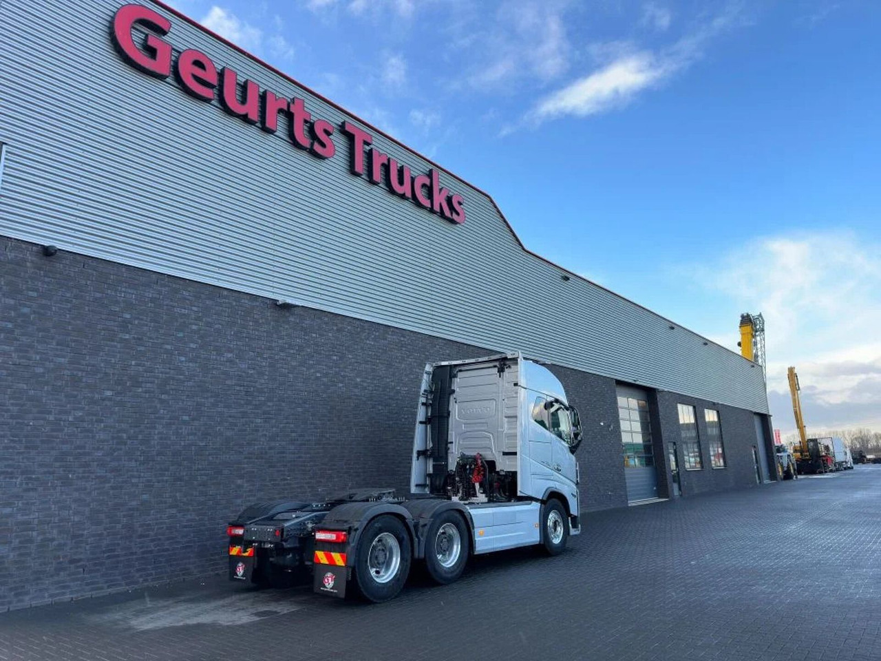 Volvo FH 16.750 6X4 TREKKER/TRACTOR/SZM EURO 6 HYDRAUL - Sadulveok: pilt 5 Volvo FH 16.750 6X4 TREKKER/TRACTOR/SZM EURO 6 HYDRAUL - Sadulveok: pilt 5
