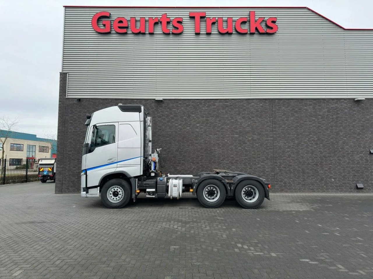Volvo FH 460 6X4 TREKKER/TRACTOR/SZM EURO 6 HYDRAULIC - Sadulveok: pilt 1 Volvo FH 460 6X4 TREKKER/TRACTOR/SZM EURO 6 HYDRAULIC - Sadulveok: pilt 1
