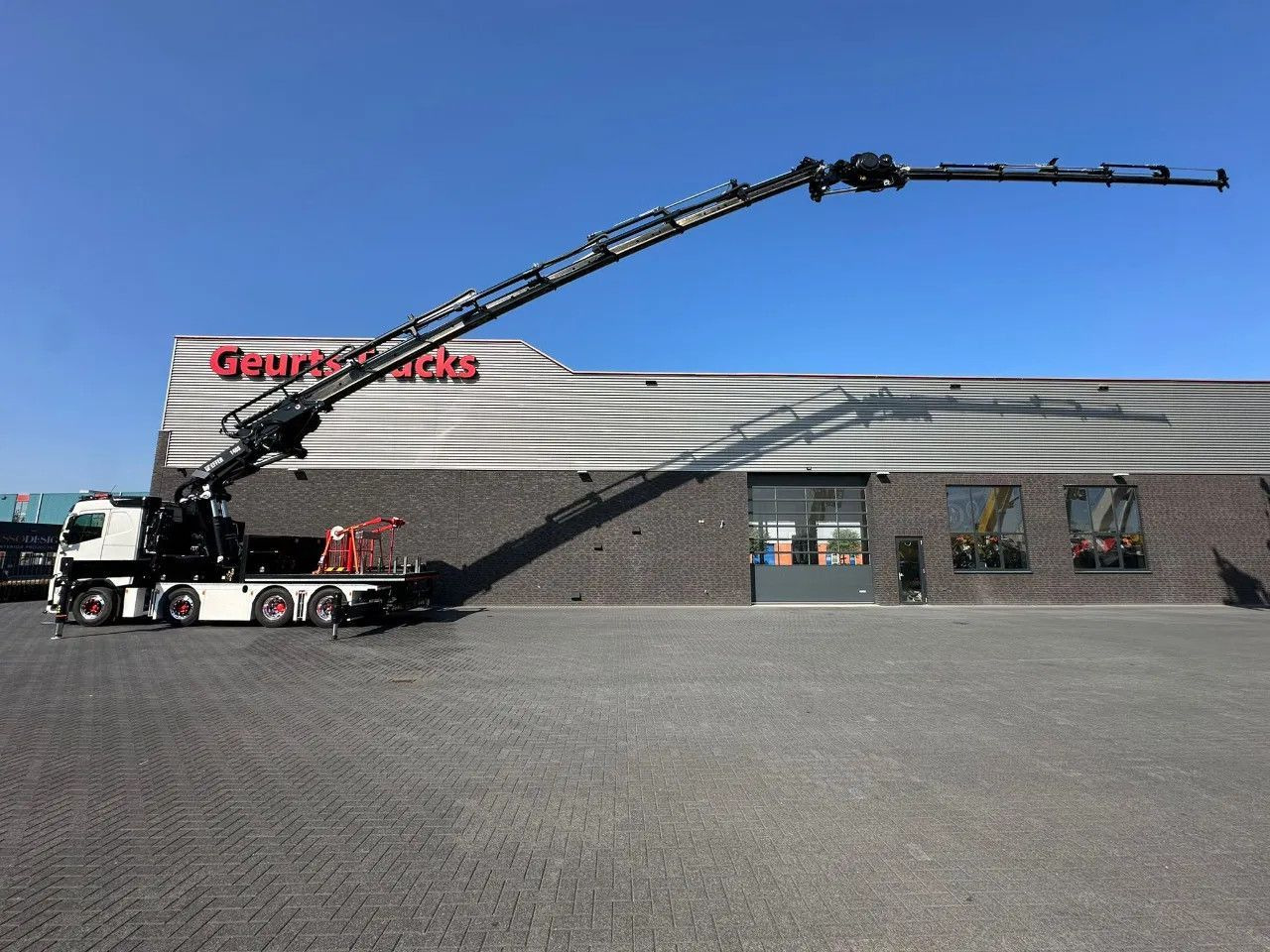 Volvo FH 540 8X4F R TREKKER / BAKWAGEN MET EFFER 1405/ - Sadulveok: pilt 1 Volvo FH 540 8X4F R TREKKER / BAKWAGEN MET EFFER 1405/ - Sadulveok: pilt 1