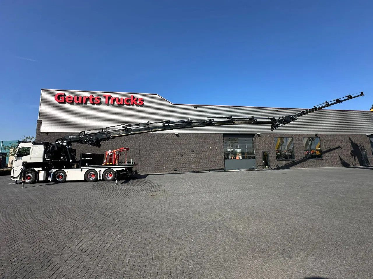Volvo FH 540 8X4F R TREKKER / BAKWAGEN MET EFFER 1405/ - Sadulveok: pilt 4 Volvo FH 540 8X4F R TREKKER / BAKWAGEN MET EFFER 1405/ - Sadulveok: pilt 4