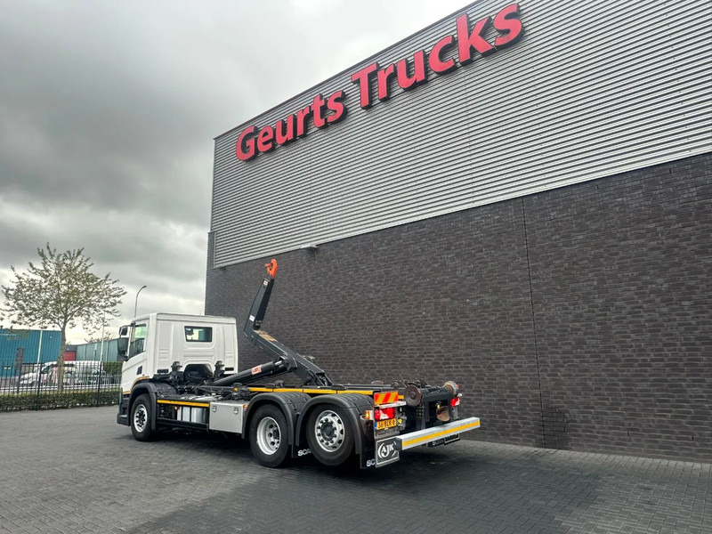 Scania P280 6X2 + AJK/1924 HLF20-6430 HAAKARMSYSTEEM / ABROLLKIPPER / HOOKLIFT - Konkstõstukiga veoauto: pilt 3 Scania P280 6X2 + AJK/1924 HLF20-6430 HAAKARMSYSTEEM / ABROLLKIPPER / HOOKLIFT - Konkstõstukiga veoauto: pilt 3