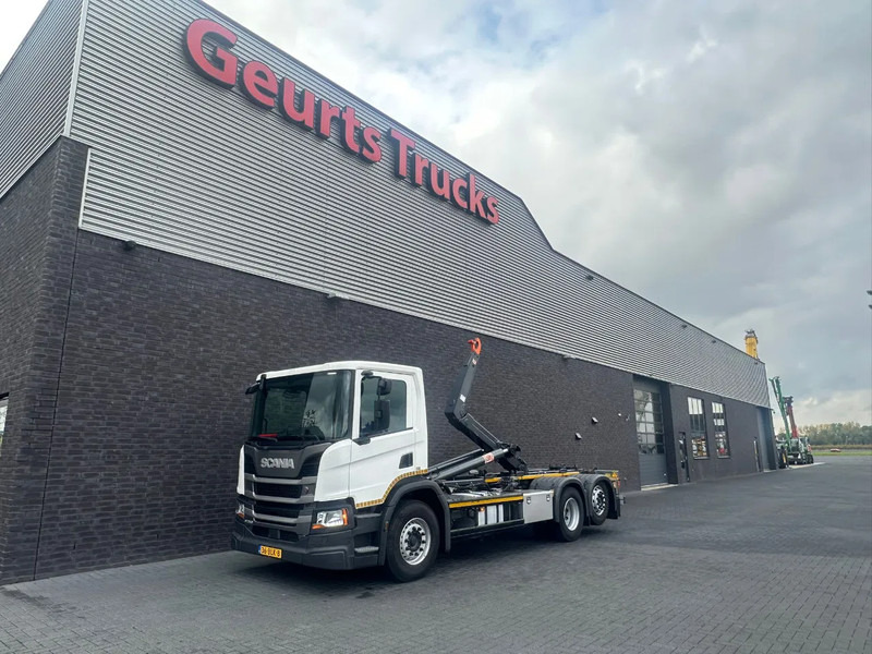 Scania P280 6X2 + AJK/1924 HLF20-6430 HAAKARMSYSTEEM / ABROLLKIPPER / HOOKLIFT - Konkstõstukiga veoauto: pilt 2 Scania P280 6X2 + AJK/1924 HLF20-6430 HAAKARMSYSTEEM / ABROLLKIPPER / HOOKLIFT - Konkstõstukiga veoauto: pilt 2