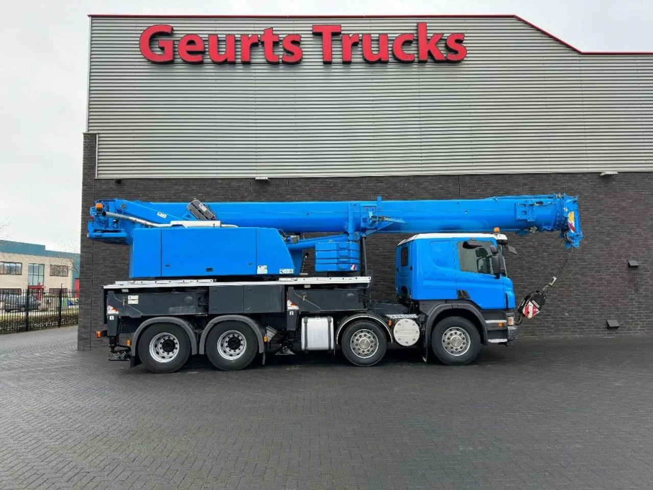 Scania P420 8X4 + LIEBHERR LTF 1045-4.1 KRAAN/KRAN/CRAN - Kraanaga veoauto: pilt 4 Scania P420 8X4 + LIEBHERR LTF 1045-4.1 KRAAN/KRAN/CRAN - Kraanaga veoauto: pilt 4