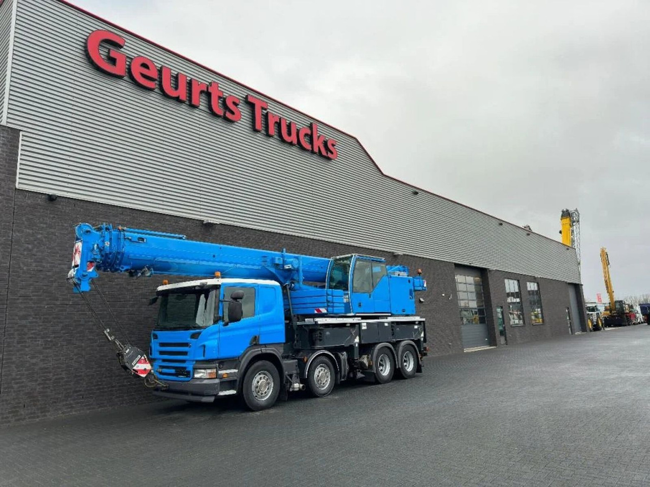 Scania P420 8X4 + LIEBHERR LTF 1045-4.1 KRAAN/KRAN/CRAN - Kraanaga veoauto: pilt 2 Scania P420 8X4 + LIEBHERR LTF 1045-4.1 KRAAN/KRAN/CRAN - Kraanaga veoauto: pilt 2