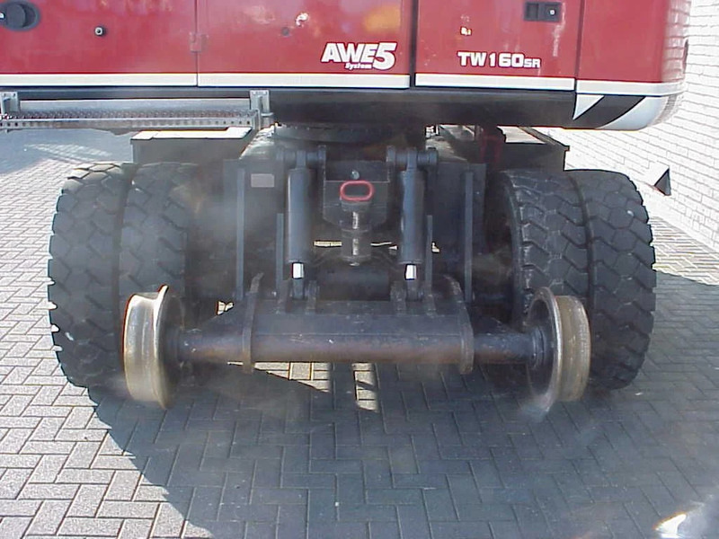 Terex TW 160 SR RAILWAY EXAVATOR - Ratastel ekskavaator: pilt 3 Terex TW 160 SR RAILWAY EXAVATOR - Ratastel ekskavaator: pilt 3