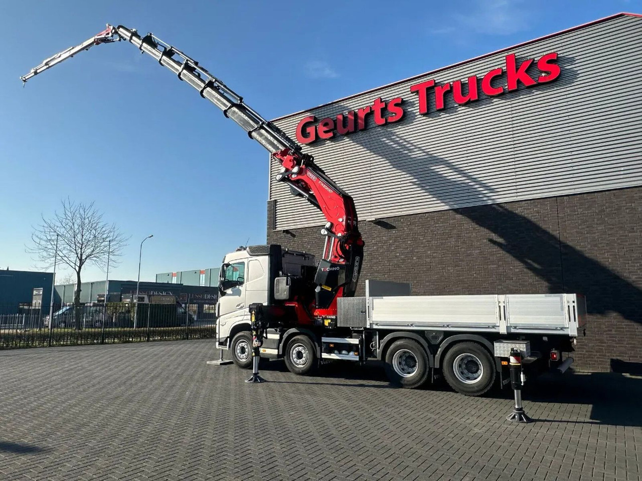 Volvo FH 500 8X4 RF-RT40G FASSI F1450R.2.8 + JIB L826 - Kraanaga veoauto: pilt 5 Volvo FH 500 8X4 RF-RT40G FASSI F1450R.2.8 + JIB L826 - Kraanaga veoauto: pilt 5