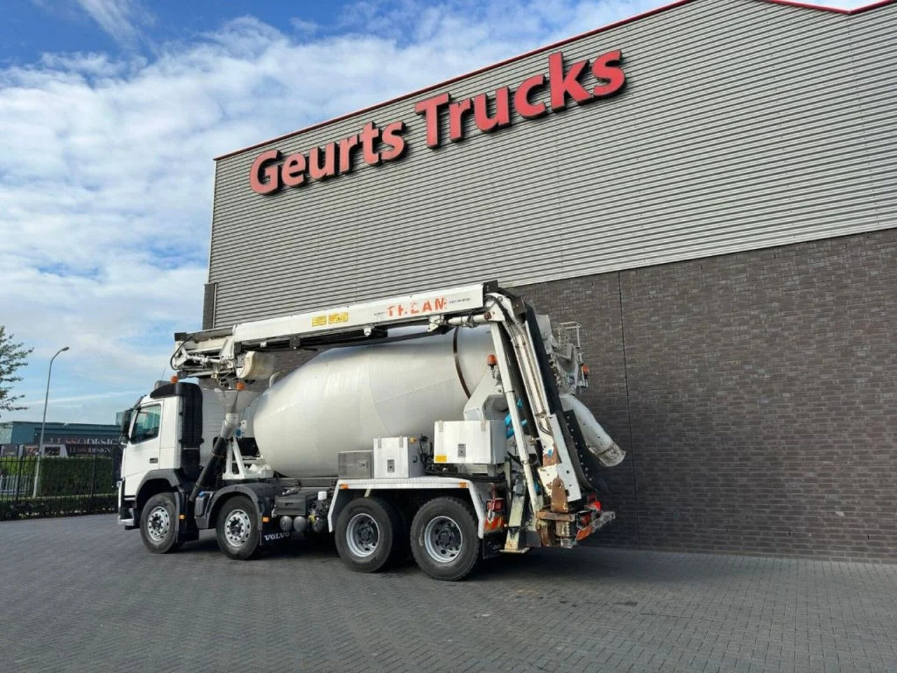 Volvo FM 410 8X4 + STETTER 9 M3 MIXER/MISCHER + THEAM - Autobetoonisegisti: pilt 3 Volvo FM 410 8X4 + STETTER 9 M3 MIXER/MISCHER + THEAM - Autobetoonisegisti: pilt 3