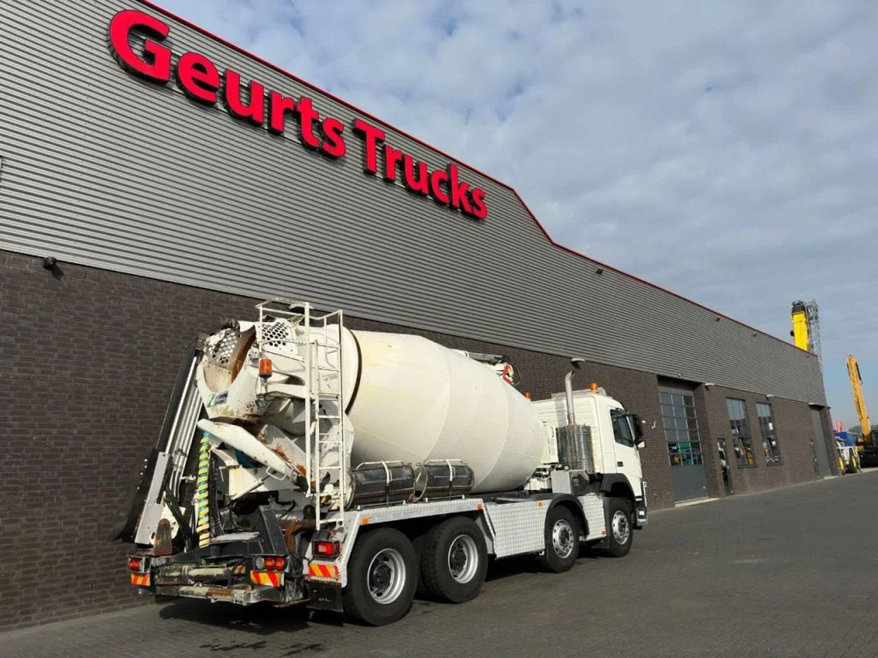 Volvo FM 410 8X4 + STETTER 9 M3 MIXER/MISCHER + THEAM - Autobetoonisegisti: pilt 5 Volvo FM 410 8X4 + STETTER 9 M3 MIXER/MISCHER + THEAM - Autobetoonisegisti: pilt 5