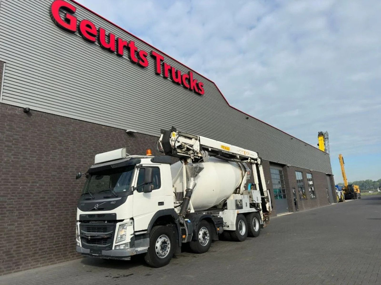 Volvo FM 410 8X4 + STETTER 9 M3 MIXER/MISCHER + THEAM - Autobetoonisegisti: pilt 2 Volvo FM 410 8X4 + STETTER 9 M3 MIXER/MISCHER + THEAM - Autobetoonisegisti: pilt 2