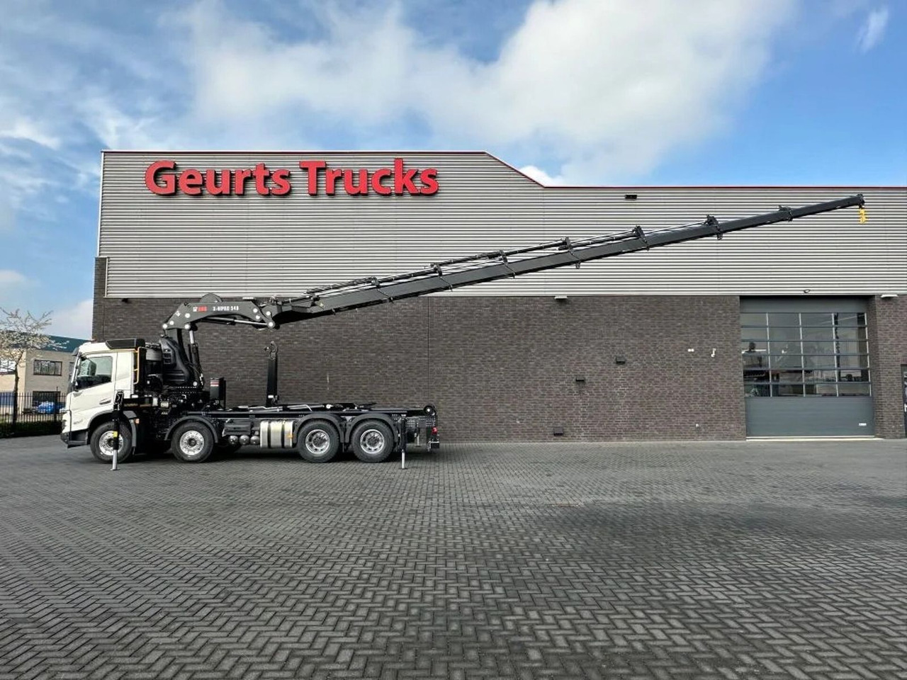 Volvo FMX 500 8X4 HIAB HAAKARM + HIAB 548 E-8 KRAAN/KR - Kraanaga veoauto: pilt 4 Volvo FMX 500 8X4 HIAB HAAKARM + HIAB 548 E-8 KRAAN/KR - Kraanaga veoauto: pilt 4