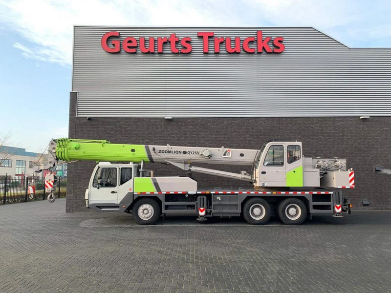Zoomlion QY25V51.5 25 TONS CRANE/KRAN/GRUA/KRAAN - Maastikukraana: pilt 1 Zoomlion QY25V51.5 25 TONS CRANE/KRAN/GRUA/KRAAN - Maastikukraana: pilt 1