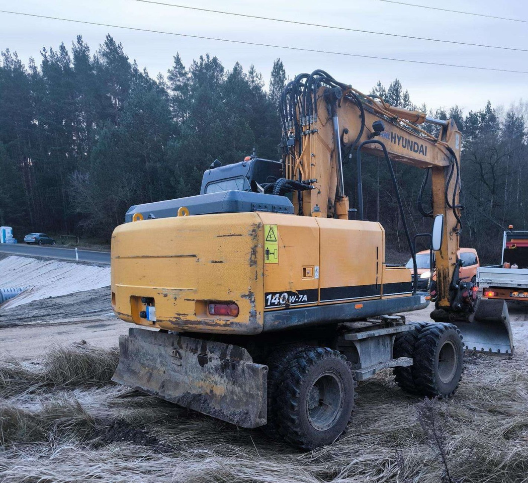HYUNDAI R 140 W - Ratastel ekskavaator: pilt 3 HYUNDAI R 140 W - Ratastel ekskavaator: pilt 3